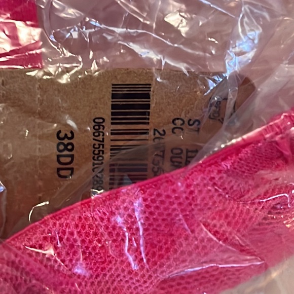 VS bra and panty - Picture 2 of 4